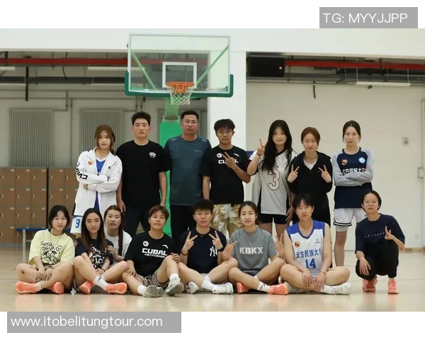 北大清华2015年CUBA篮球对决精彩回顾与赛场风云变幻分析