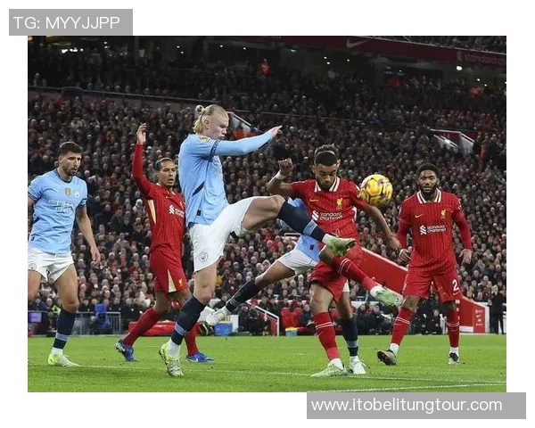 曼联与利物浦欧联对决精彩回顾与赛后分析