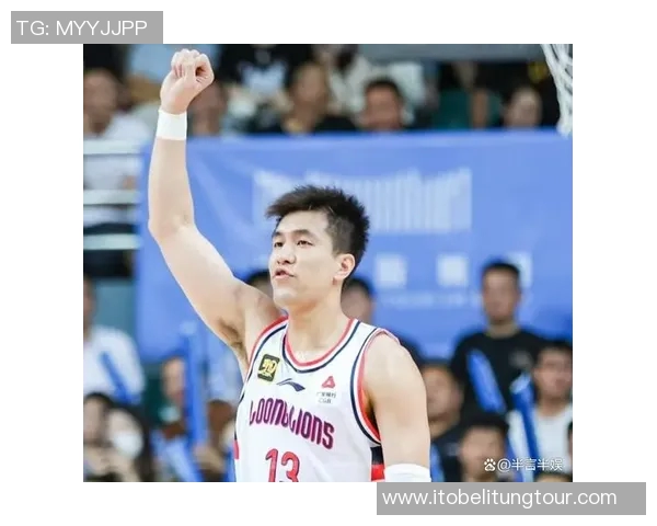 郭艾伦领衔中国男篮新征程展现无限潜力与拼搏精神助力球队再创辉煌