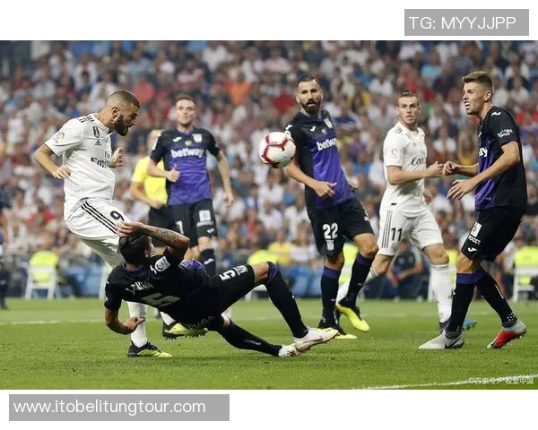 2019年皇马与毕尔巴鄂竞技的激烈对决回顾与分析 2019年皇马与毕尔巴鄂竞技的激烈对决回顾与分析