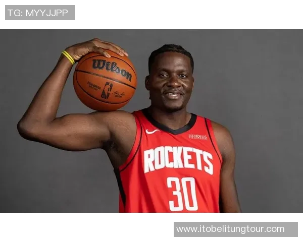 克林特卡佩拉：从角色球员到NBA明星的蜕变之路